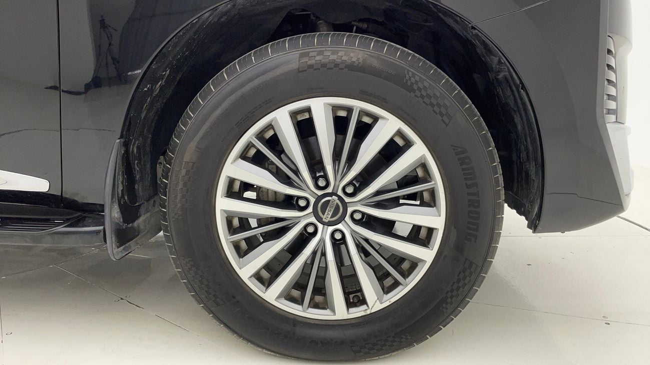 نيسان باترول LE PLATINUM CITY 5.6 | بدون دفعة مقدمة | اختبار القيادة في المنزل