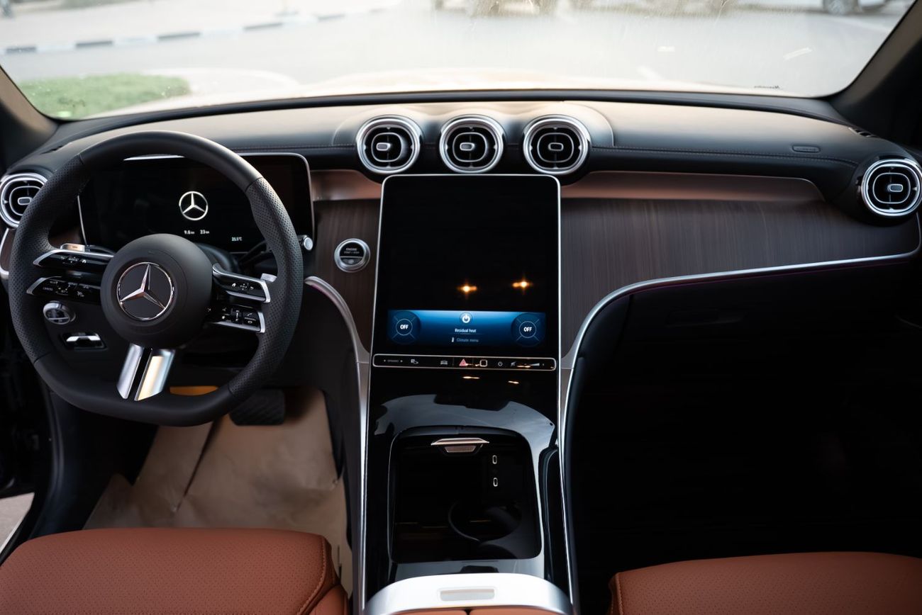 مرسيدس بنز GLC 300 Mercedes-Benz GLC 300 4Matic