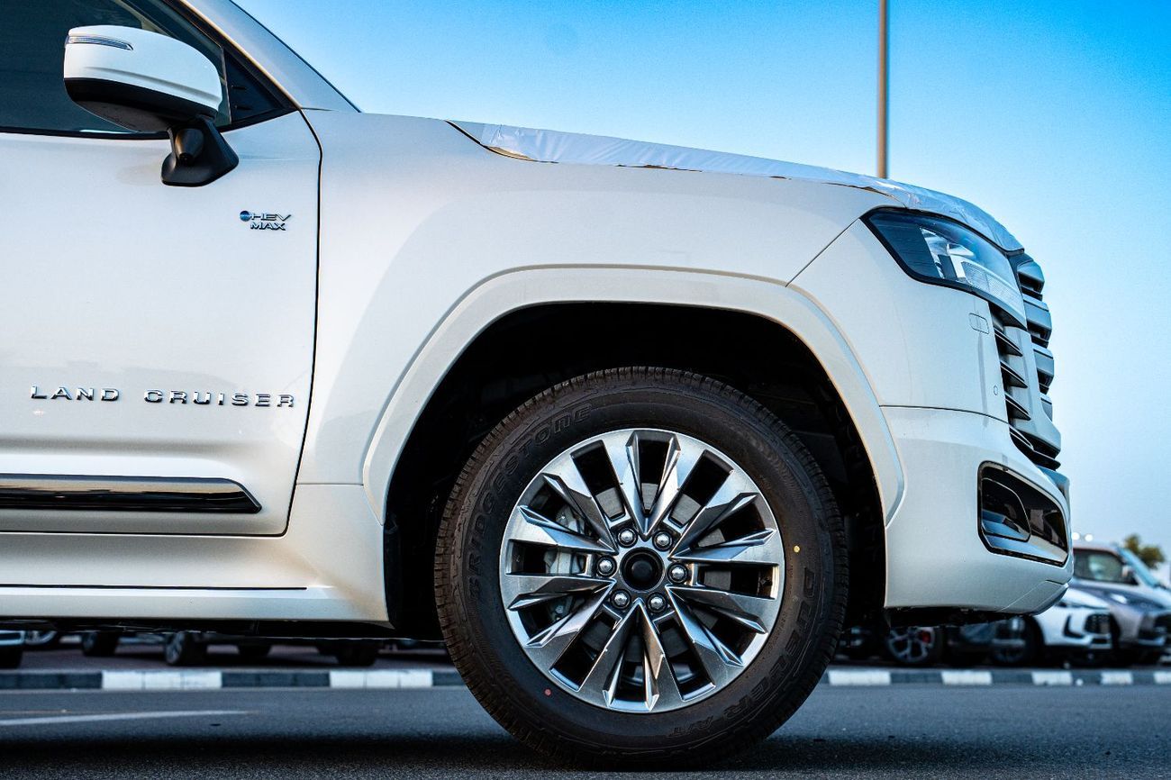 Toyota Land Cruiser GXR Toyota land cruiser  GXR 2026  hybrid and Radar  3.5 L V6