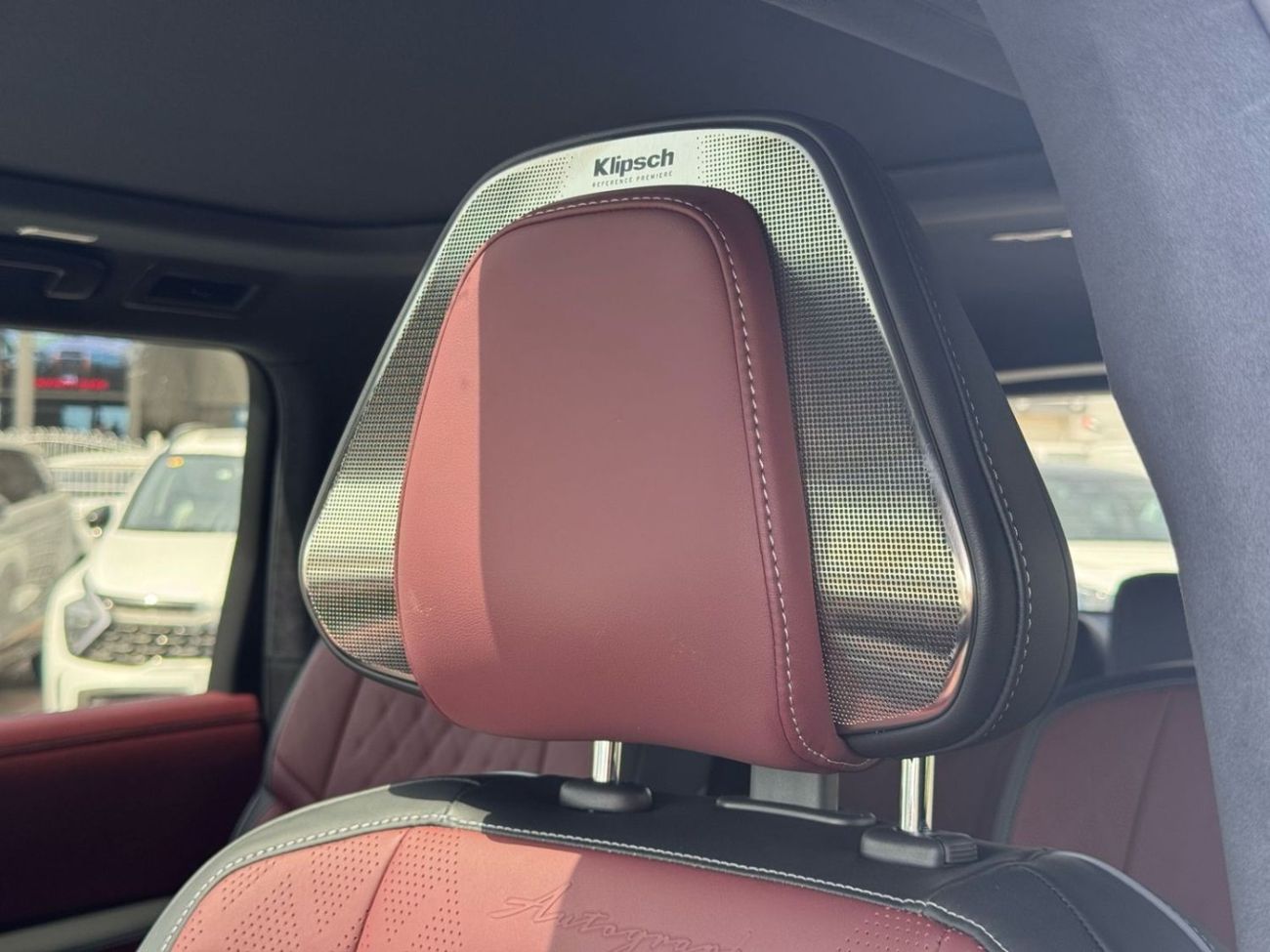 Infiniti QX80 2025 Infinity Autograph Captain Chairs 3.5L