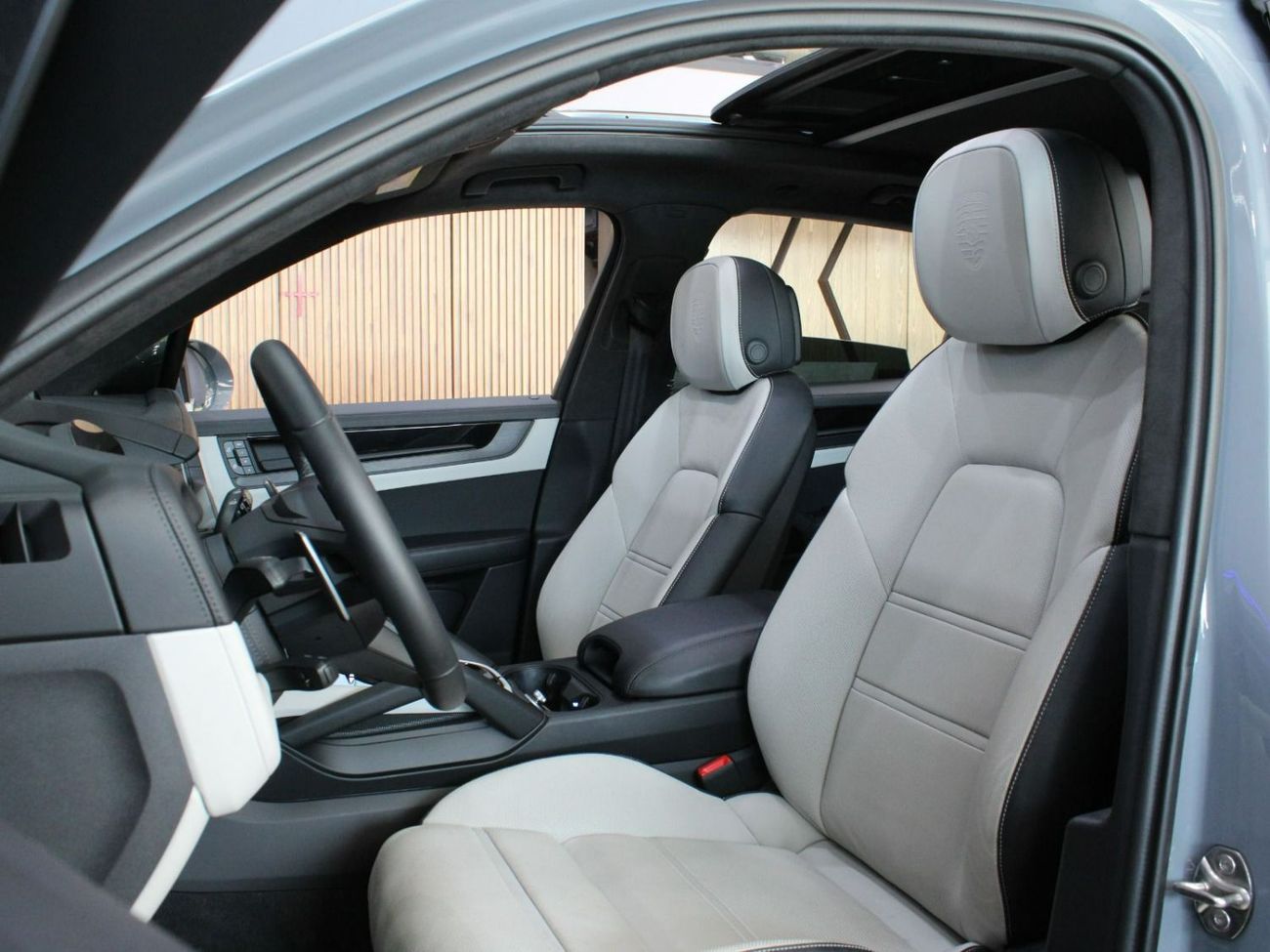 بورش كايان GTS