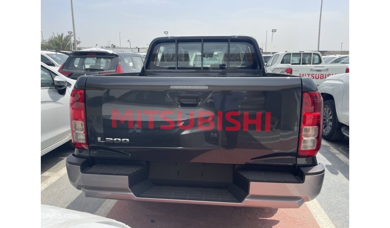 ميتسوبيشي L200 MITSUBISHI L200 2.4L DIESEL DCABIN 4X4 GLX 6MT HIGH LINE