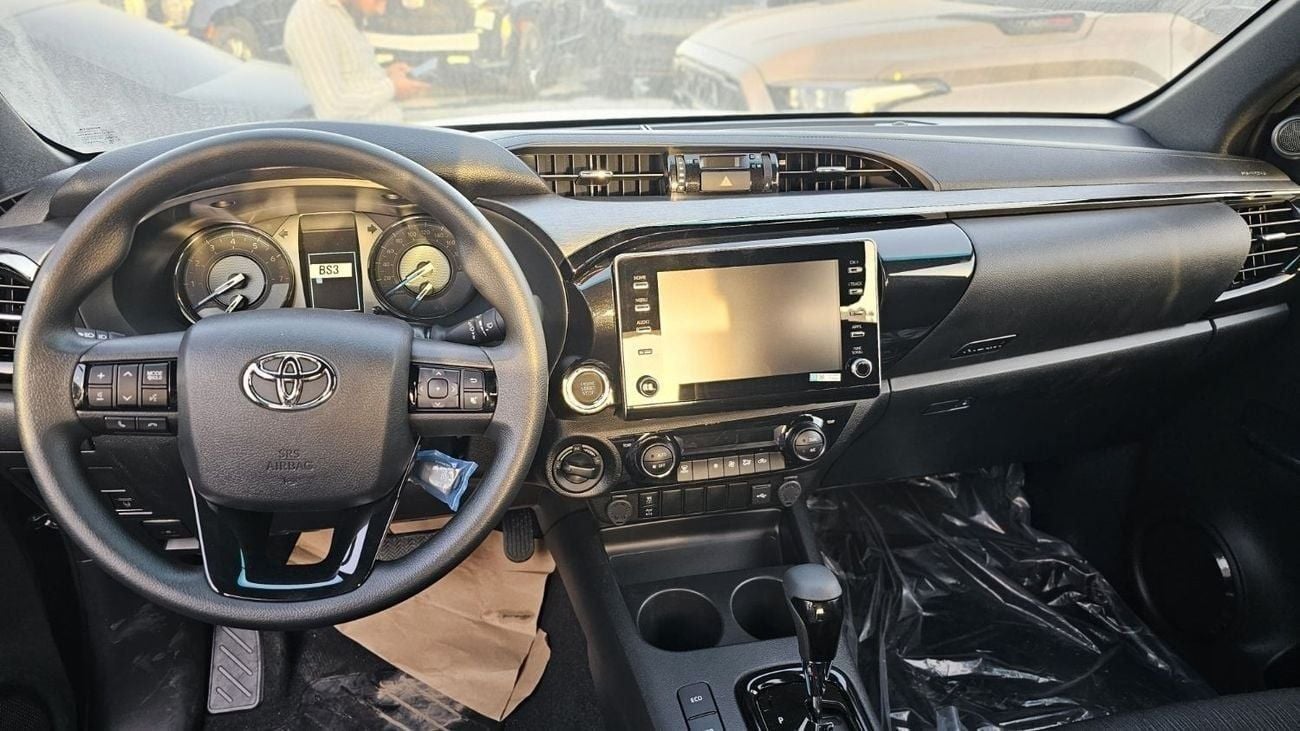 Toyota Hilux Adventure 4.0L FULL OPTION OMAN