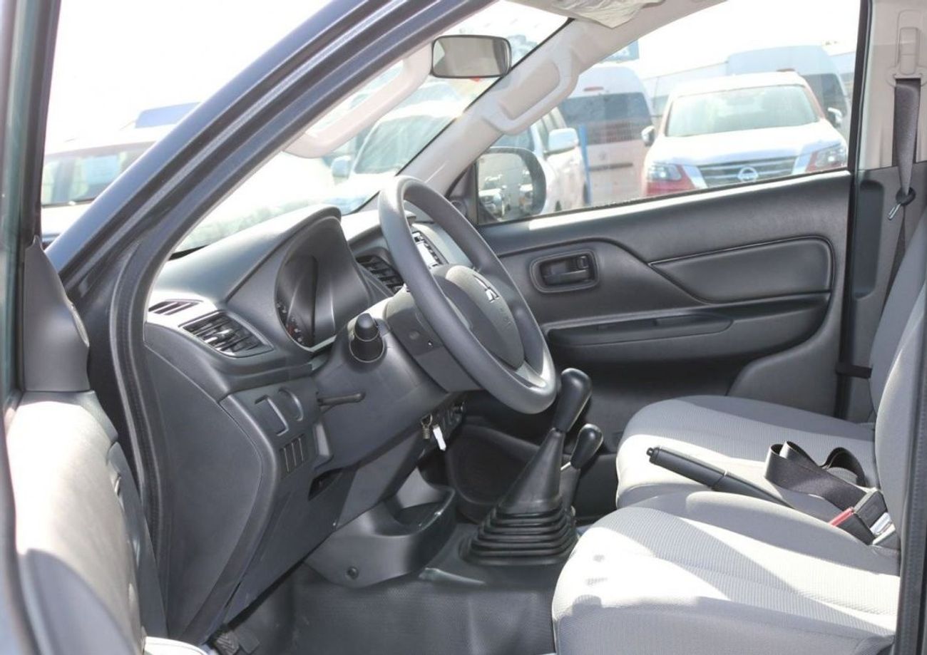 ميتسوبيشي L200 DIESEL - 2.5L -  DOUBLE CABIN - 4X4 - 5MT - POWER LOCKS AND POWER WINDOWS - EXPORT ONLY