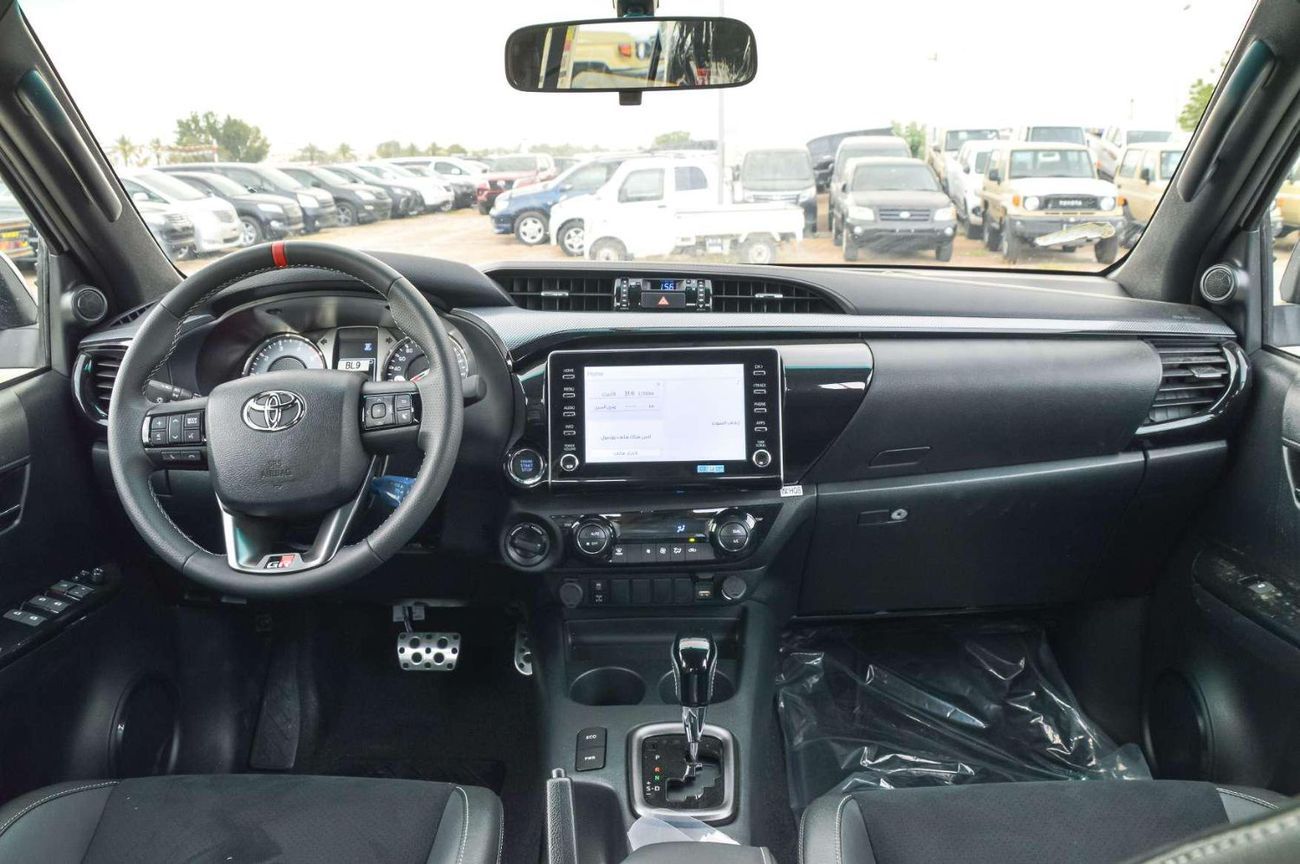 تويوتا هيلوكس TOYOTA HILUX GR 2.8L 4WD 4DOOR AT PICKUP 2024
