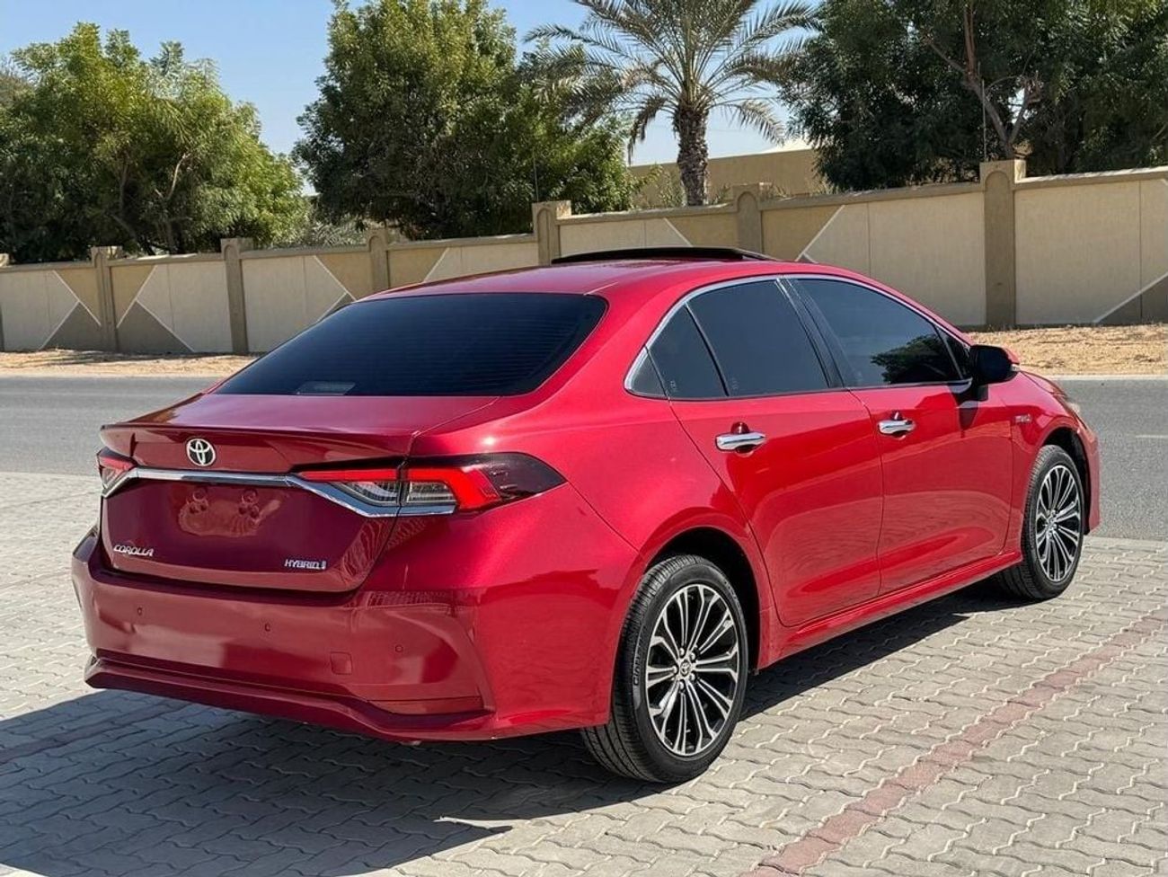 Toyota Corolla Corolla 1.8L 2020 GCC (Hybrid)Top Off Range , Full Service History