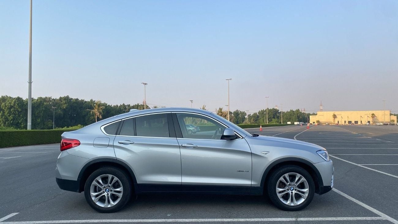 بي أم دبليو X4 xDrive 28i 2.0L