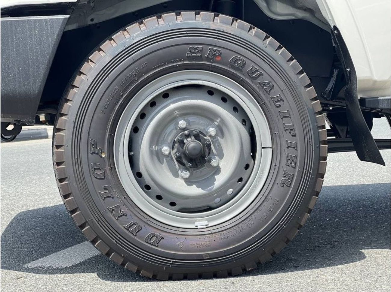 Toyota Land Cruiser Pick Up LC79 4.2L V6 DSL M/T // 2024 // STANDER OPTION WITH POWER WINDOWS // SPECIAL OFFER // BY FORMULA AUT