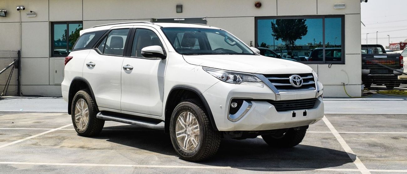 Toyota Fortuner ECT0026 - Toyota Fortuner 4.0L Petrol Auto 4wd V6 White