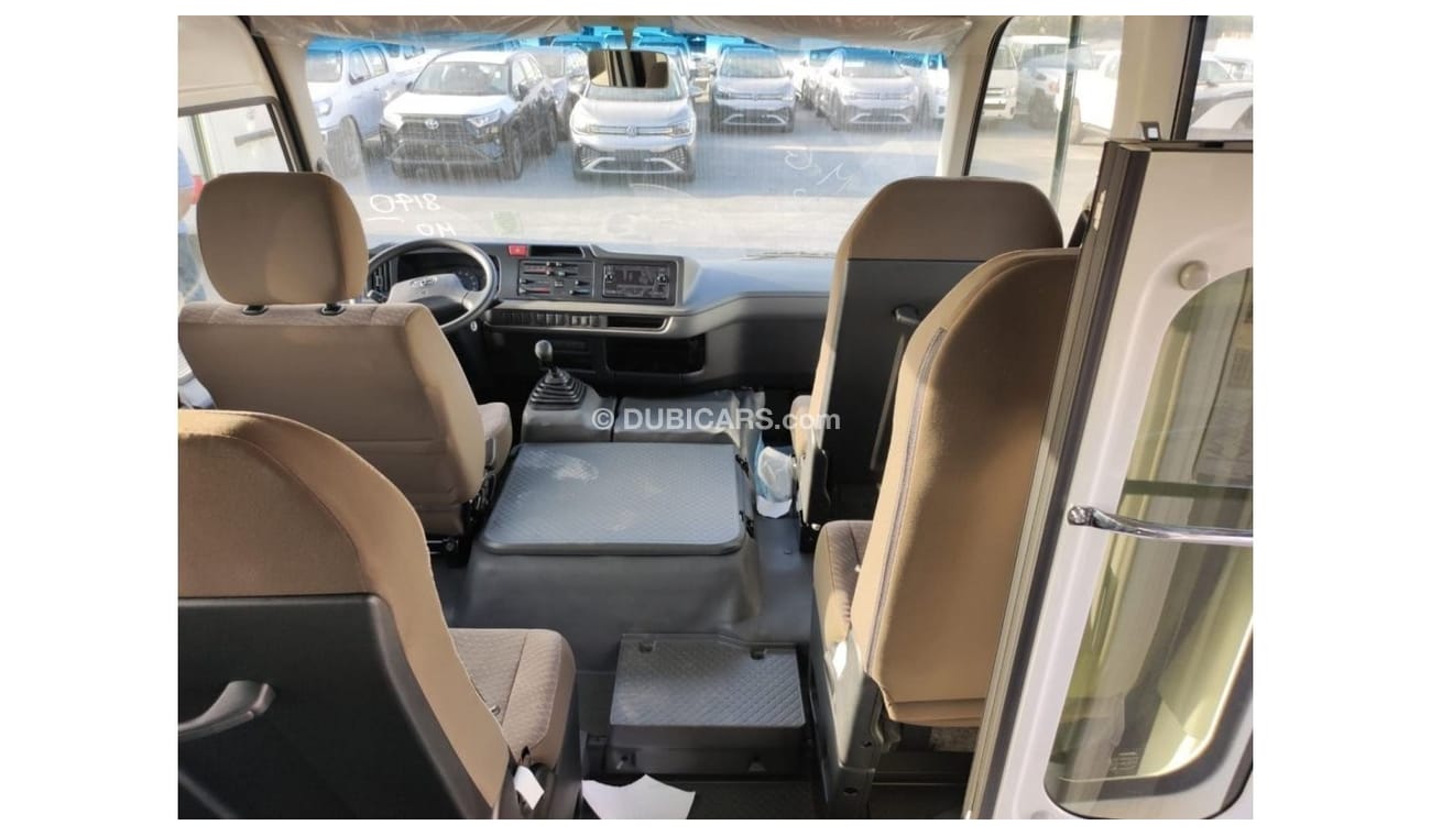 Toyota Coaster 2023 Toyota Coaster 4.2L Diesel 23 seats Basic option Only for local