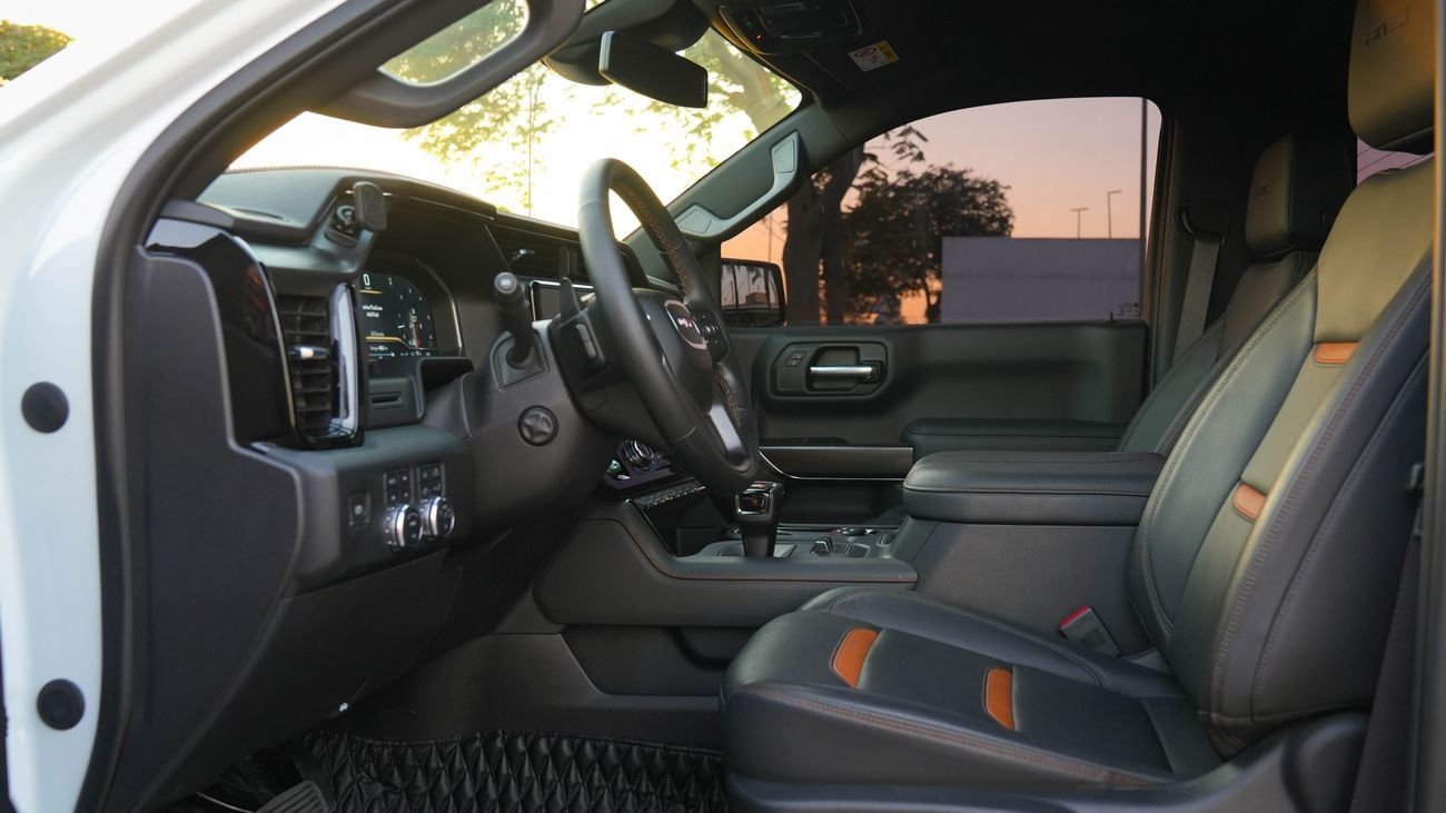 GMC Sierra 5.3L V8 AT4 Regular Cab (AWD)