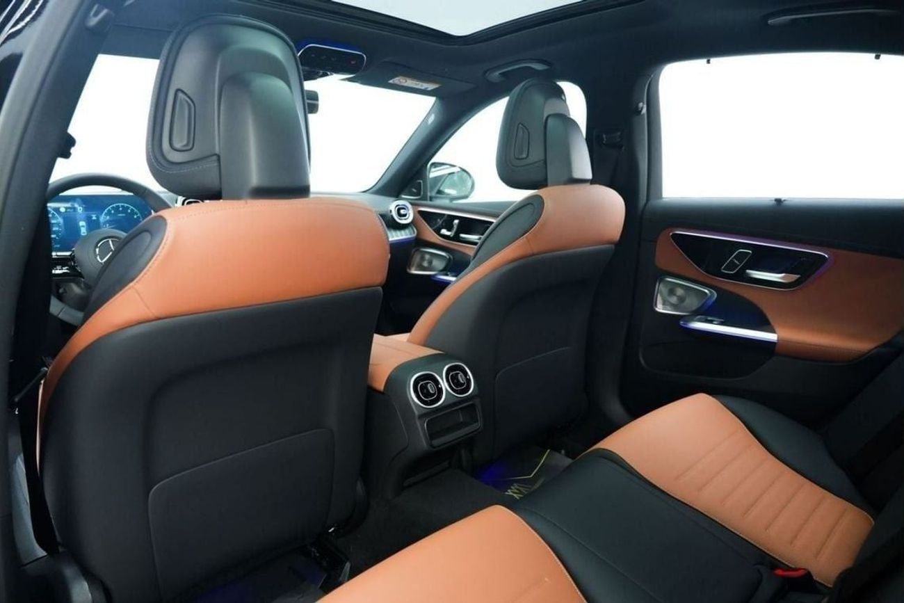 مرسيدس بنز C 200 Mercedes-Benz C 200 | 2025 GCC 0km | Agency Warranty | AMG Package |