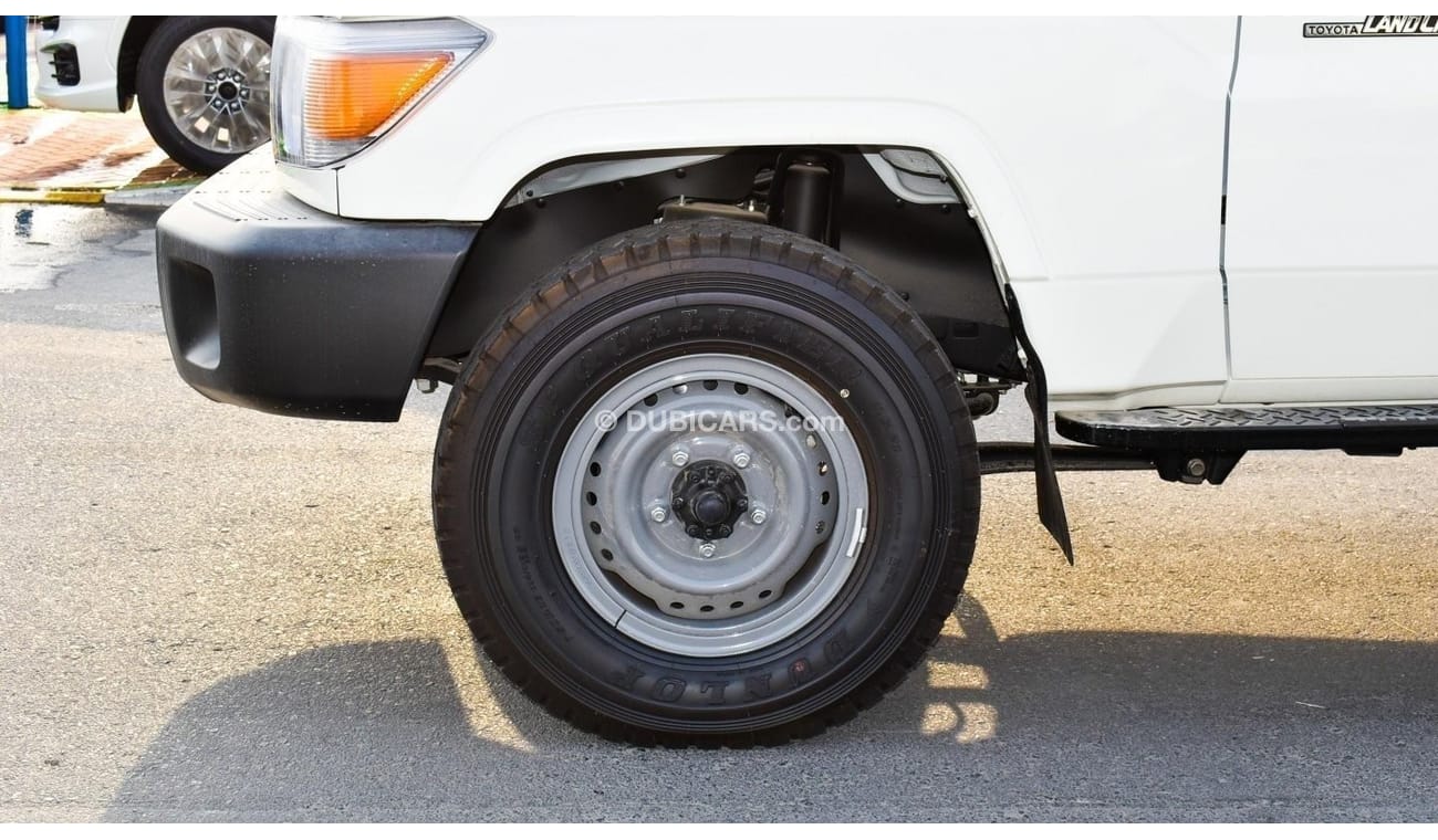 Toyota Land Cruiser Pick Up SC 4.2L Diesel V6 Single Cabin