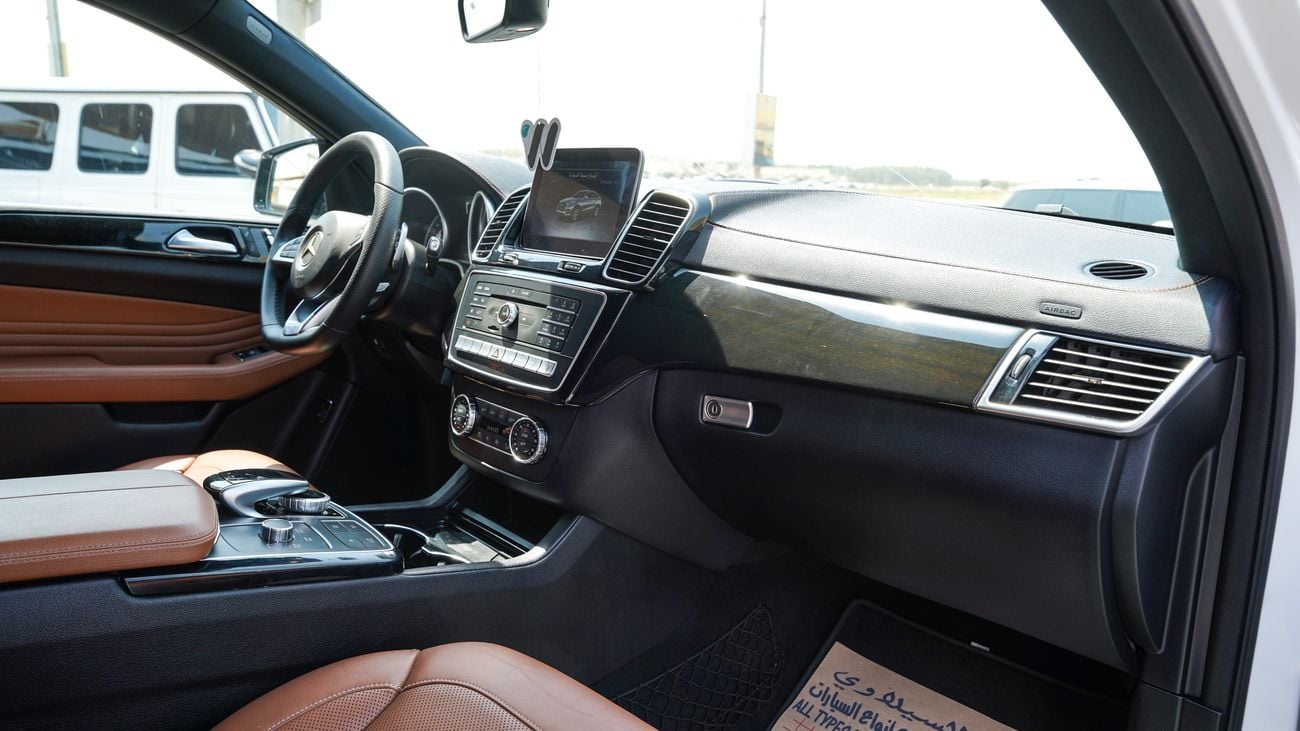 مرسيدس بنز GLE 43 AMG