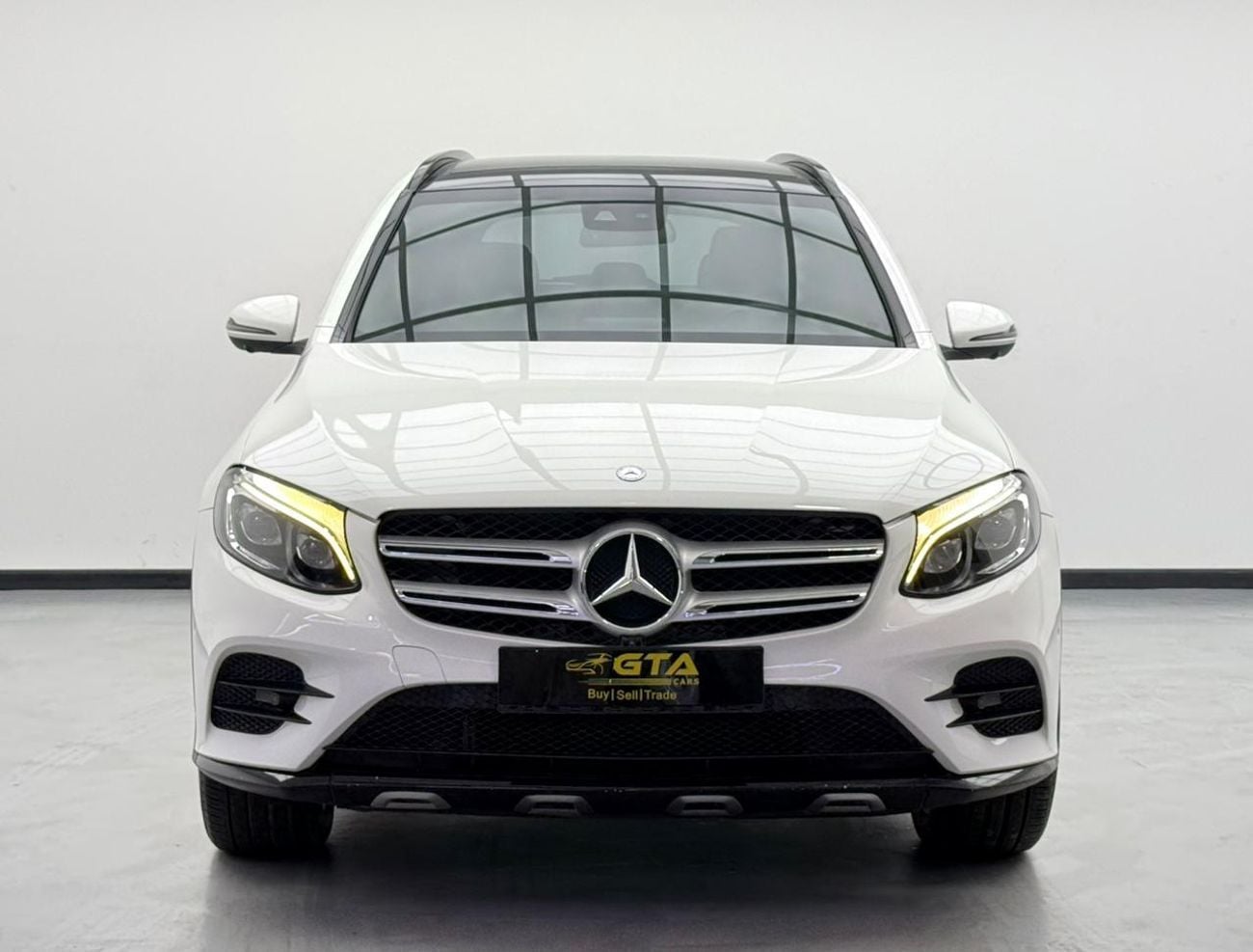 مرسيدس بنز GLC 250 2018 Mercedes-Benz GLC 250 4MATIC, Service History, Well Maintained, GCC
