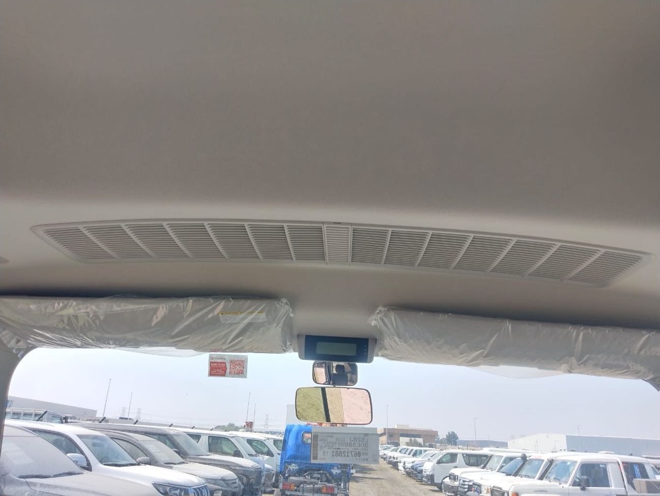 Toyota Coaster 4.2L DIESEL M/T 30 SEATER BUS(ONLY EXPORT TO AFRICA)