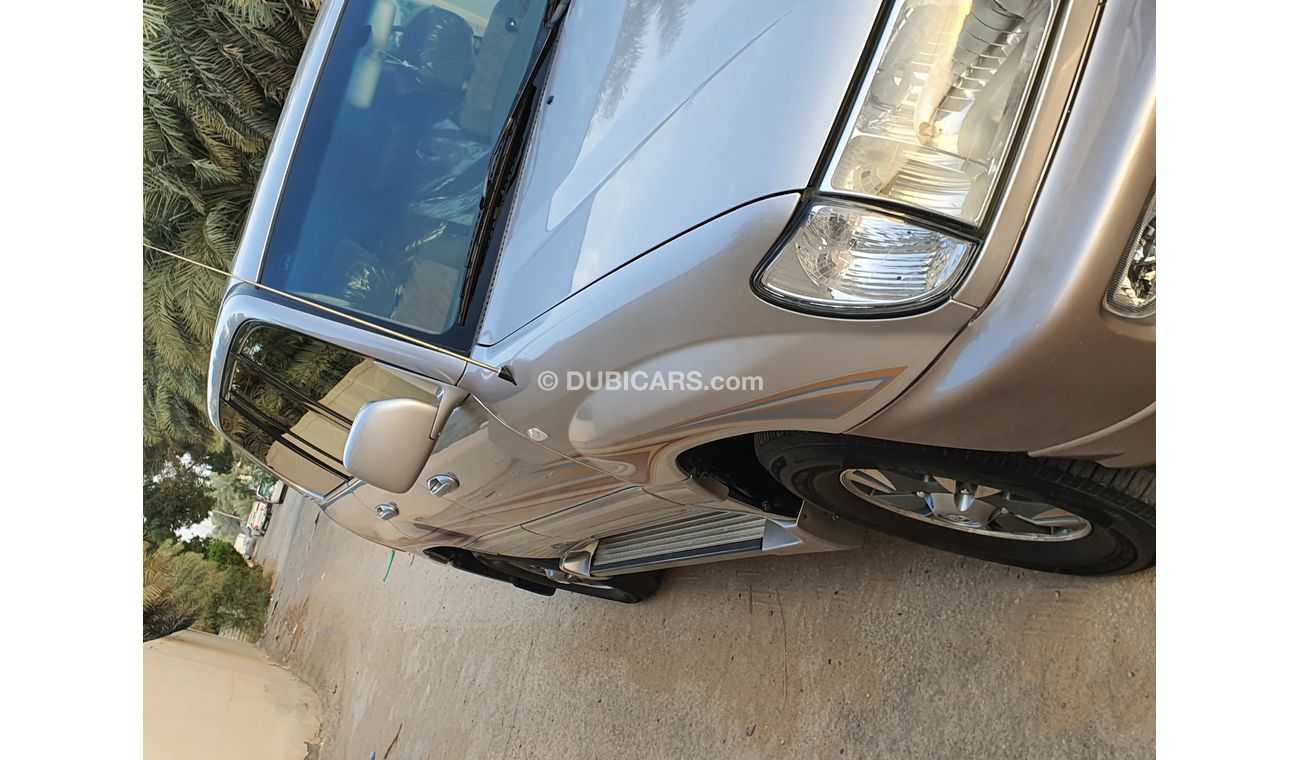 تويوتا لاند كروزر GXR