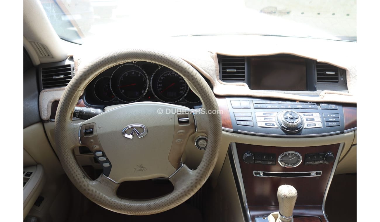 Infiniti M35 INFINITI M35 V6 3.5 MODEL 2008 GCC SPECS, SUNROOF, FULL OPTION