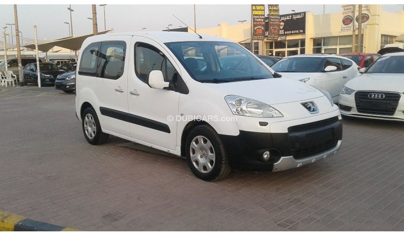 بيجو بارتنر تيبي ديزل ابيض 2010