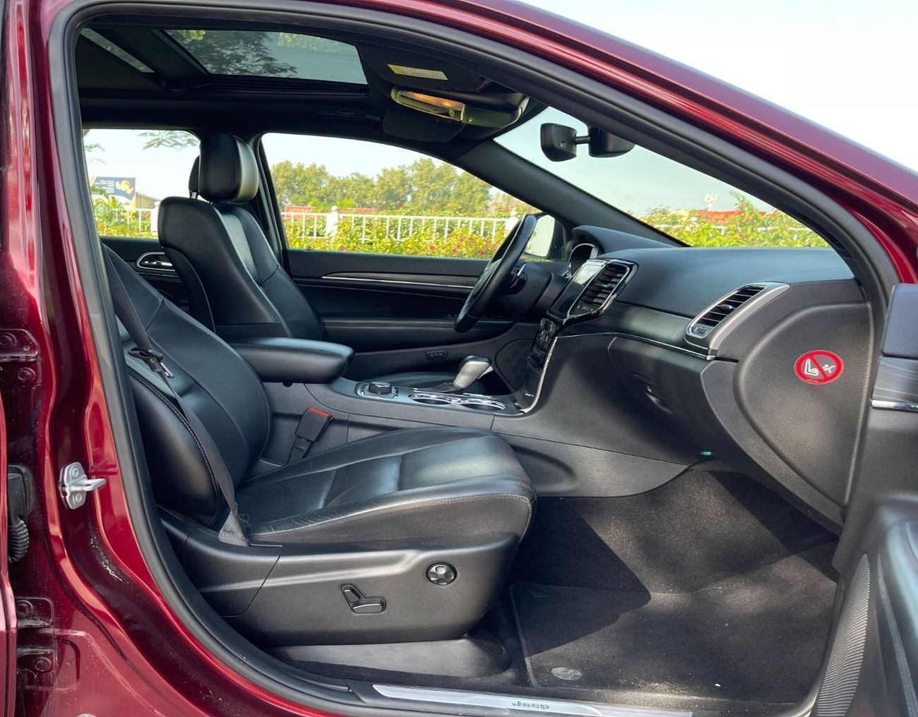 جيب جراند شيروكي Altitude 3.6L