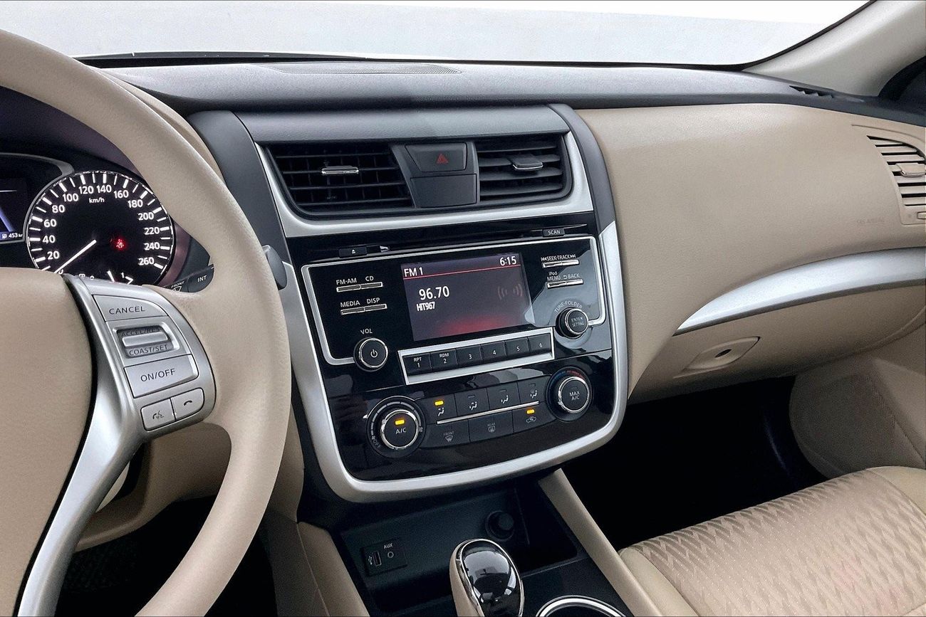 Nissan Altima SV| 1 year free warranty | Exclusive Eid offer