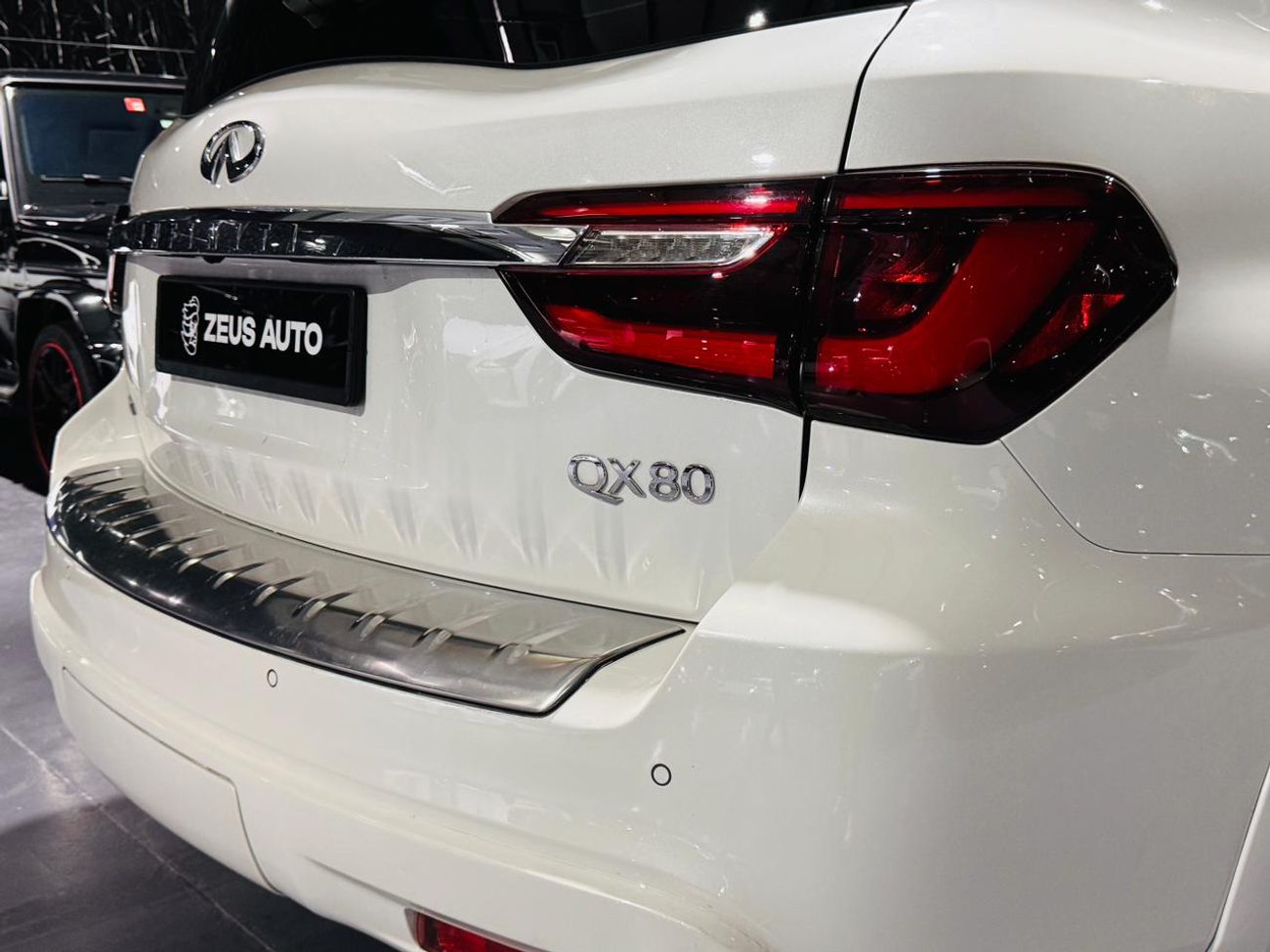 إنفينيتي QX80 Luxe 7st 5.6L