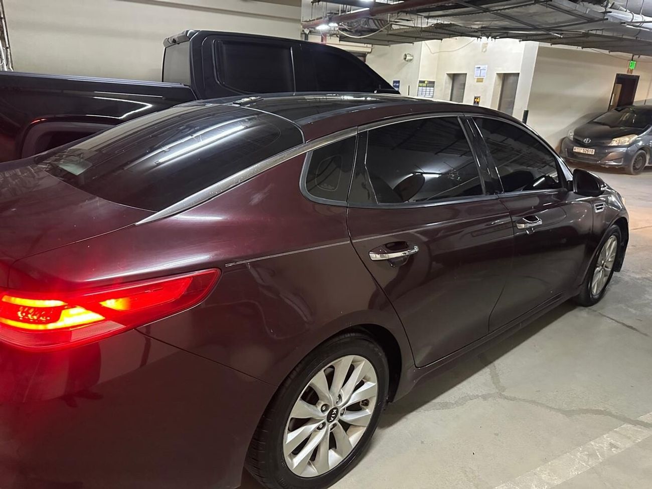 Kia Optima EX 2.4L (178 HP)