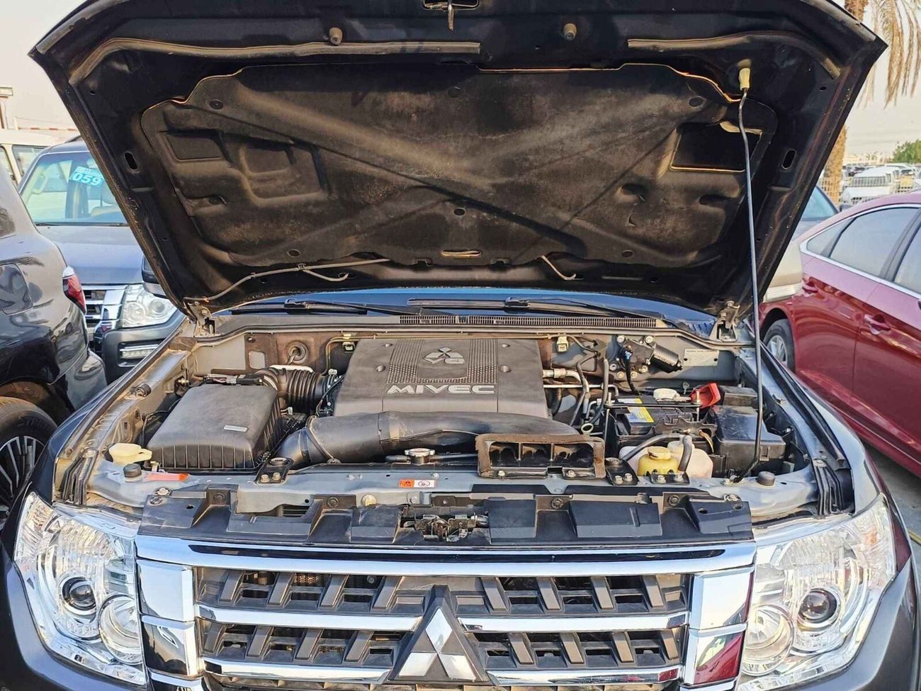 Mitsubishi Pajero / FULL OPT / SUNROOF / LOT#17287