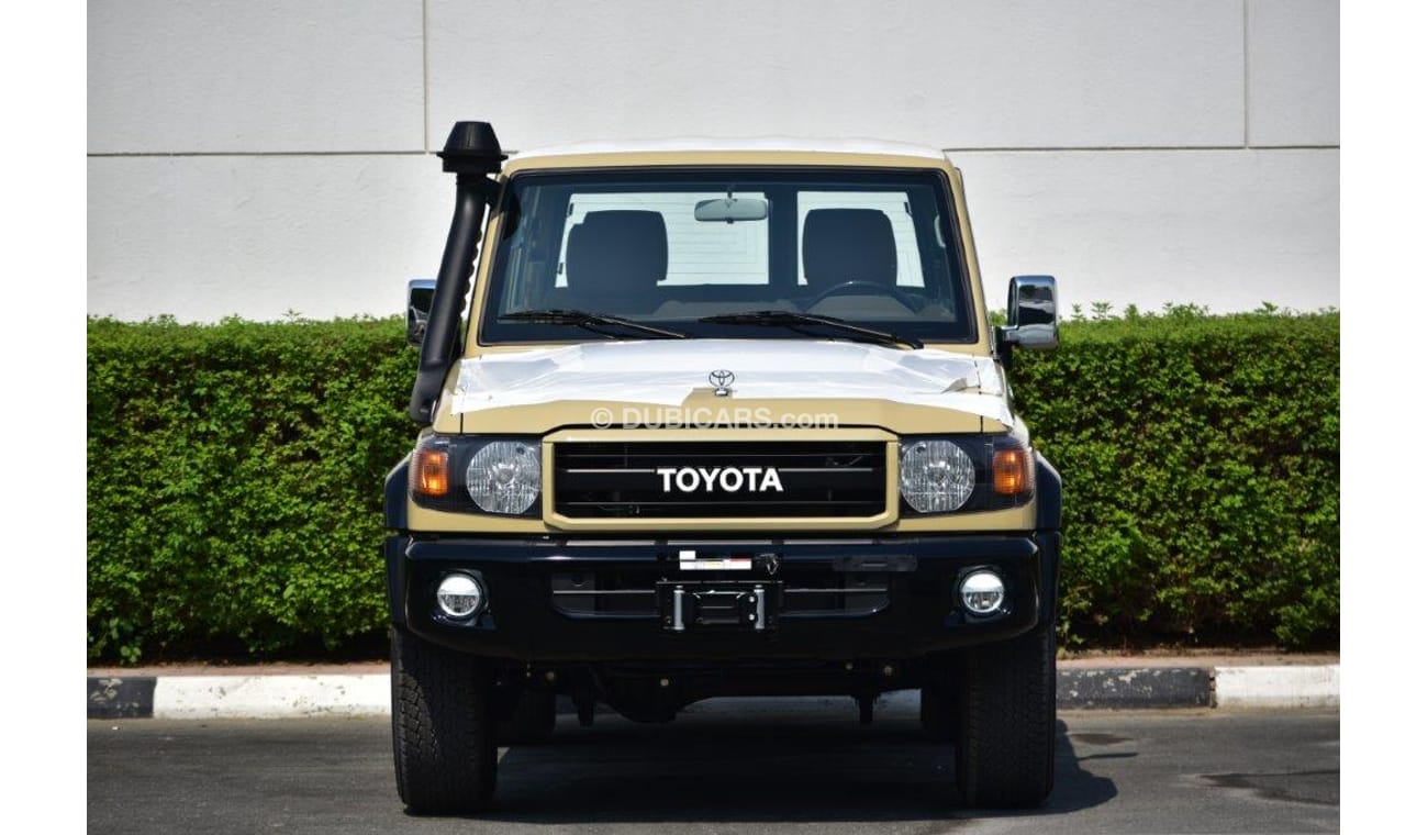 Toyota Land Cruiser 70 2022 MODEL TOYOTA LAND CRUISER 76 HARDTOP LIMTED LX V6 4.0L PETROL  MANUAL TRANSMISSION  - 70TH ANNI