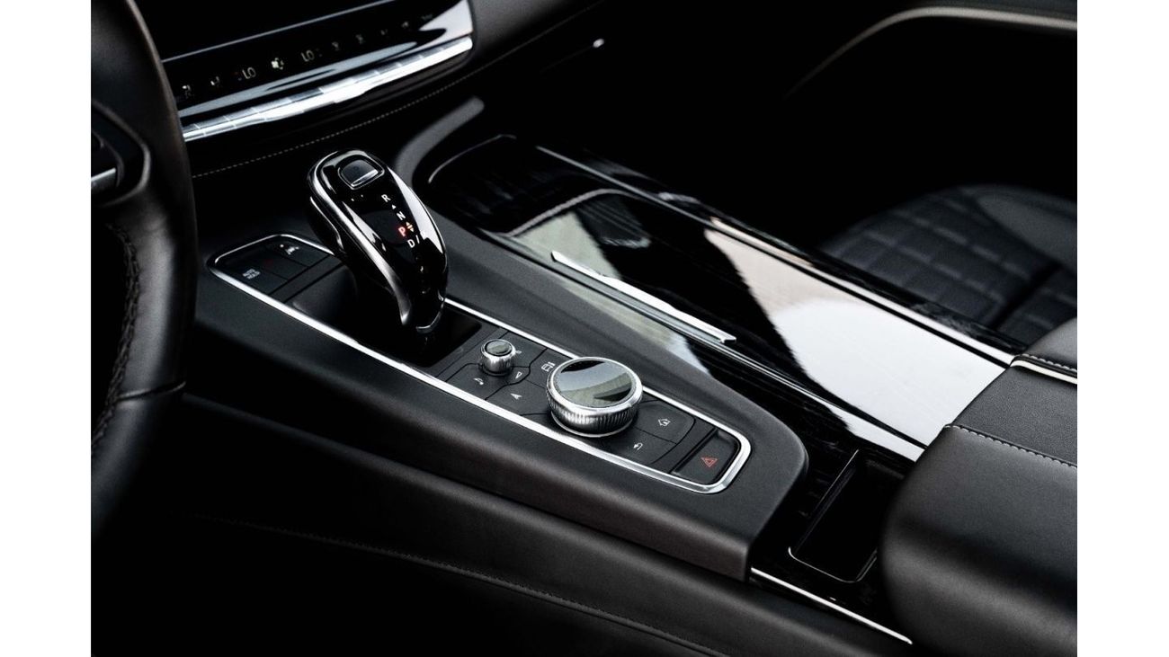 Cadillac Escalade | 9,204 P.M  | 0% Downpayment | Agency Warranty!