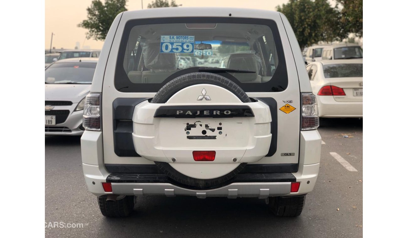 ميتسوبيشي باجيرو GLS, 3.5L, CLEAN INTERIOR AND EXTERIOR