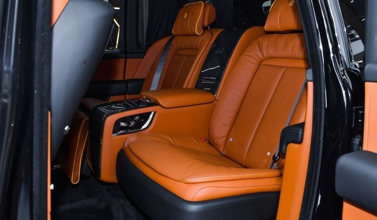 Rolls Royce Cullinan BLACK BADGE 2023 Rolls-Royce Cullinan | 6.75L Twin-Turbo V12 | 600 KM | European Specs