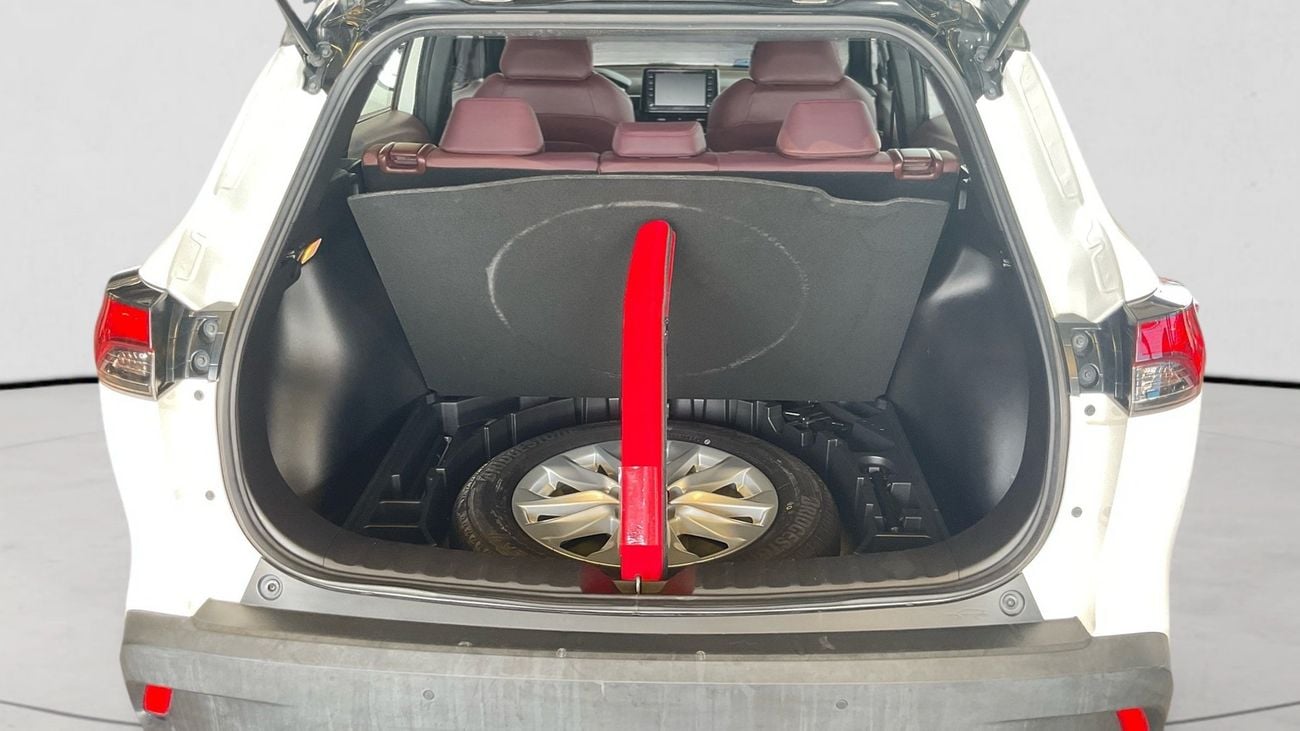 تويوتا كورولا كروس GLI | شامل الضمان | 0 ﺪﻔﻋﺓ ﺃﻮﻟﻯ