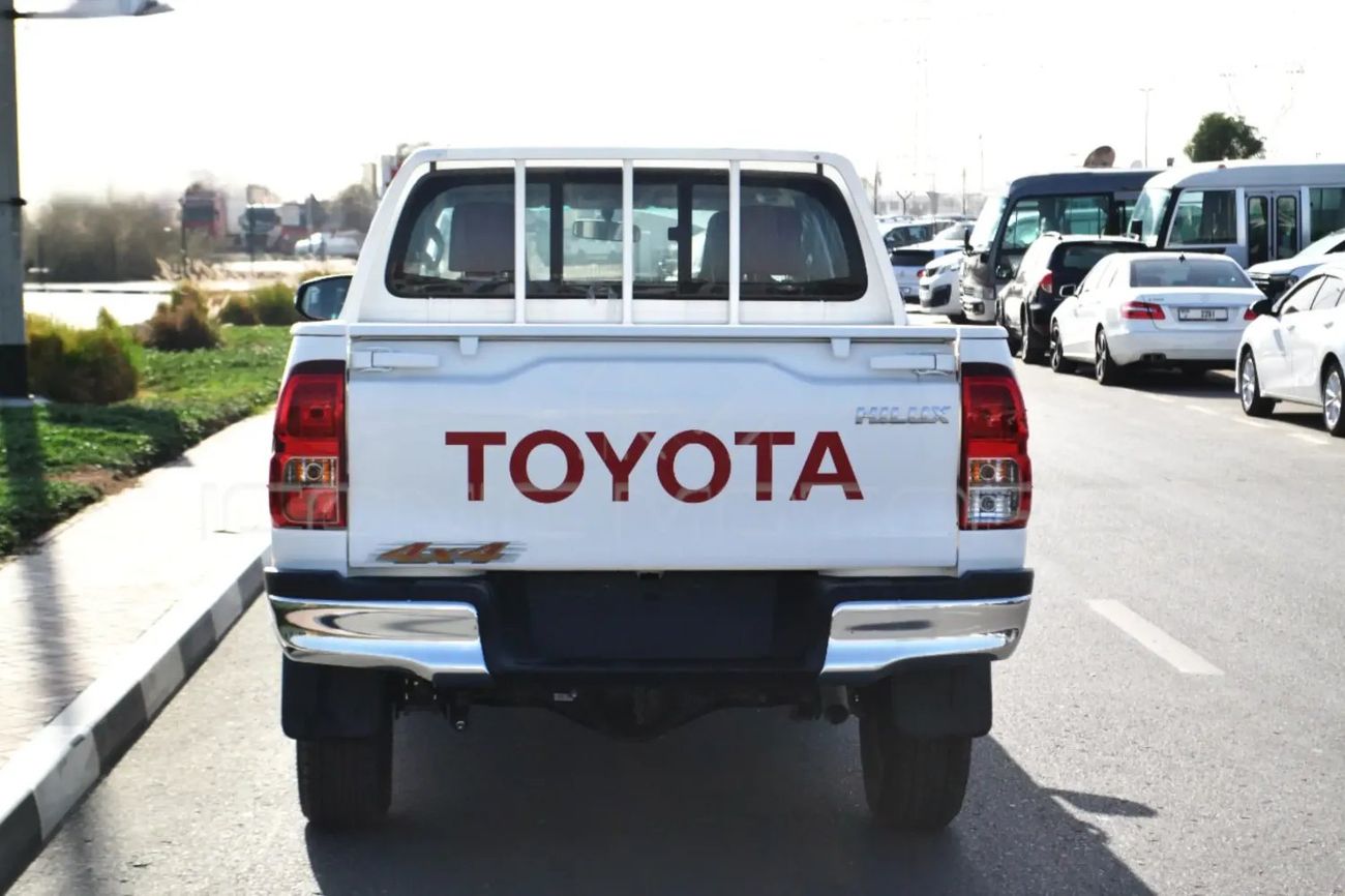 Toyota Hilux 2026 Toyota Hilux 2.4L Diesel M/T