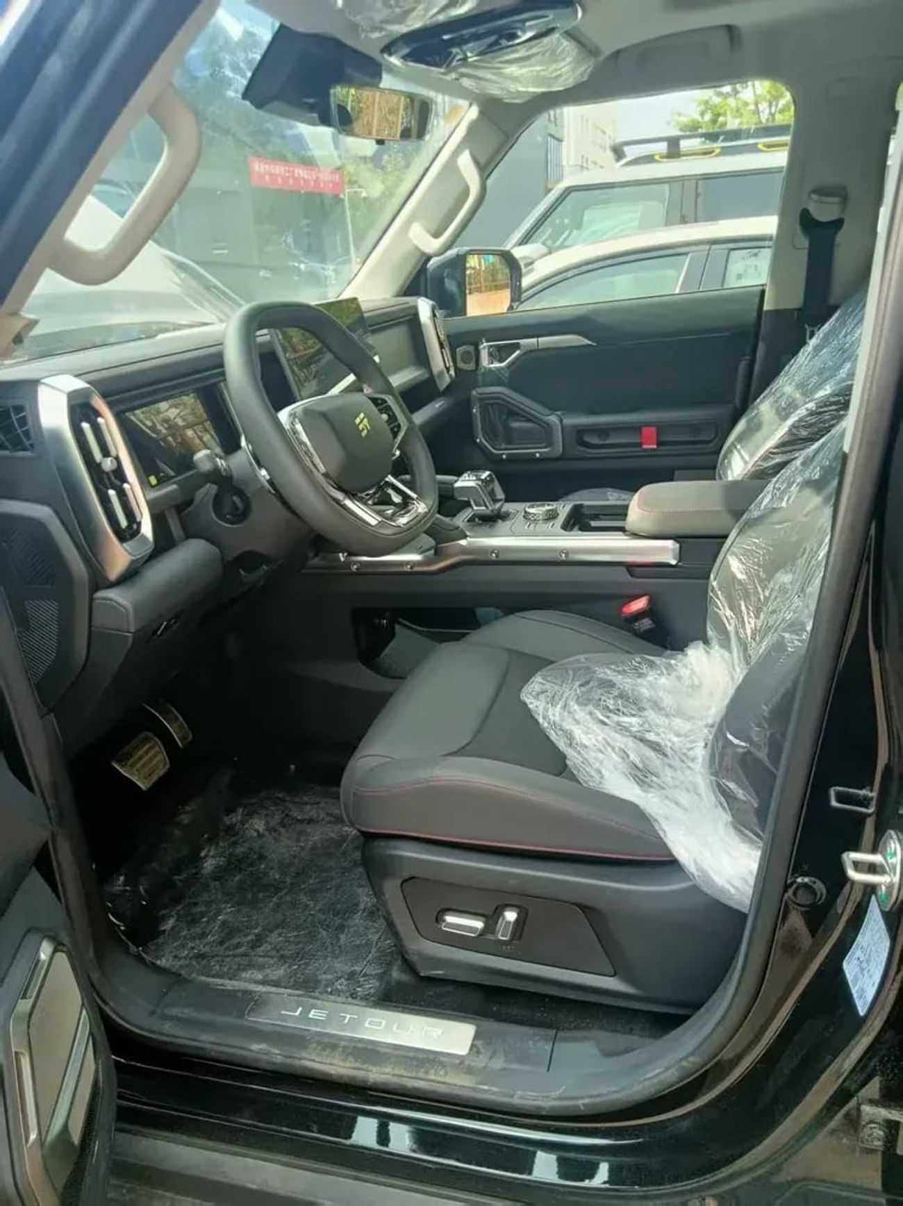 Jetour T2 2025 Jetour T2 -Export Only – 7 Seater | Long Wheelbase | 2.0L Turbo | 4WD | Full Option- Black