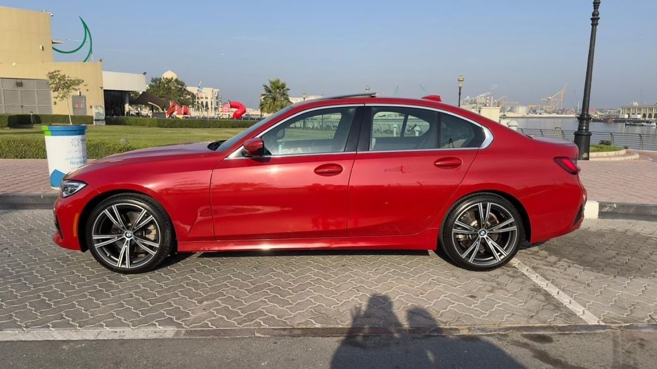 Used BMW 330i Std 2021 for sale in Dubai - 723372