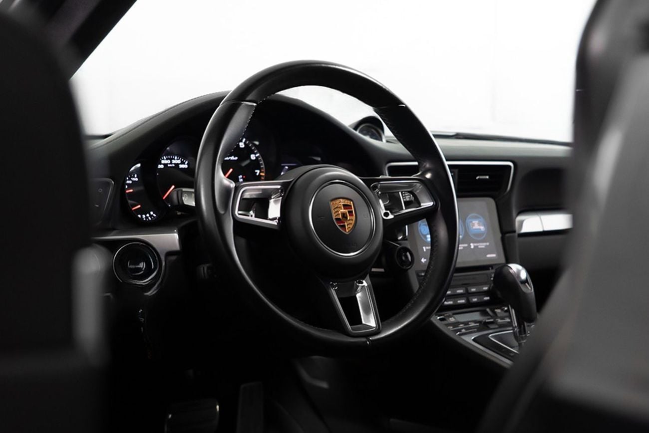 Porsche 911 Turbo 3.8L (500 HP) Coupe