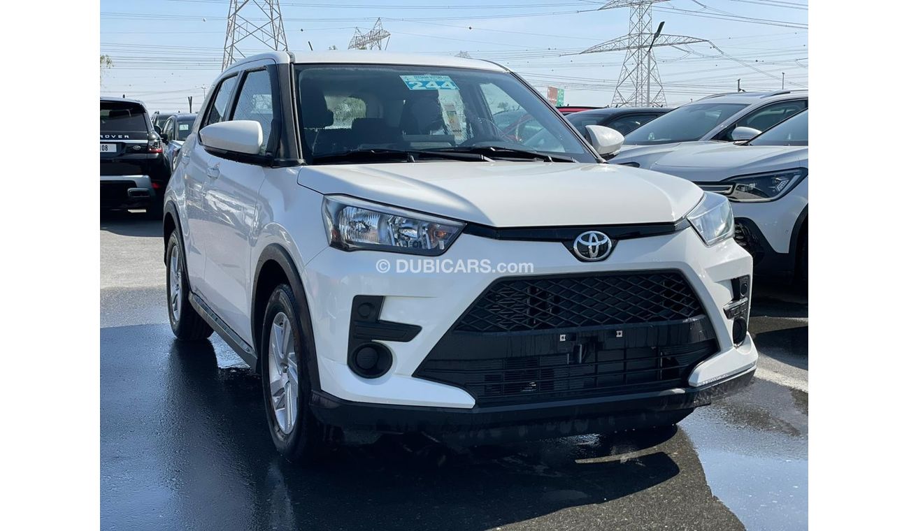 Toyota Raize E 0