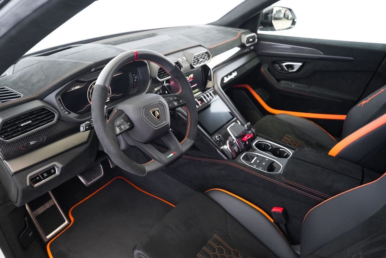 Lamborghini Urus 4.0T V8 Performante