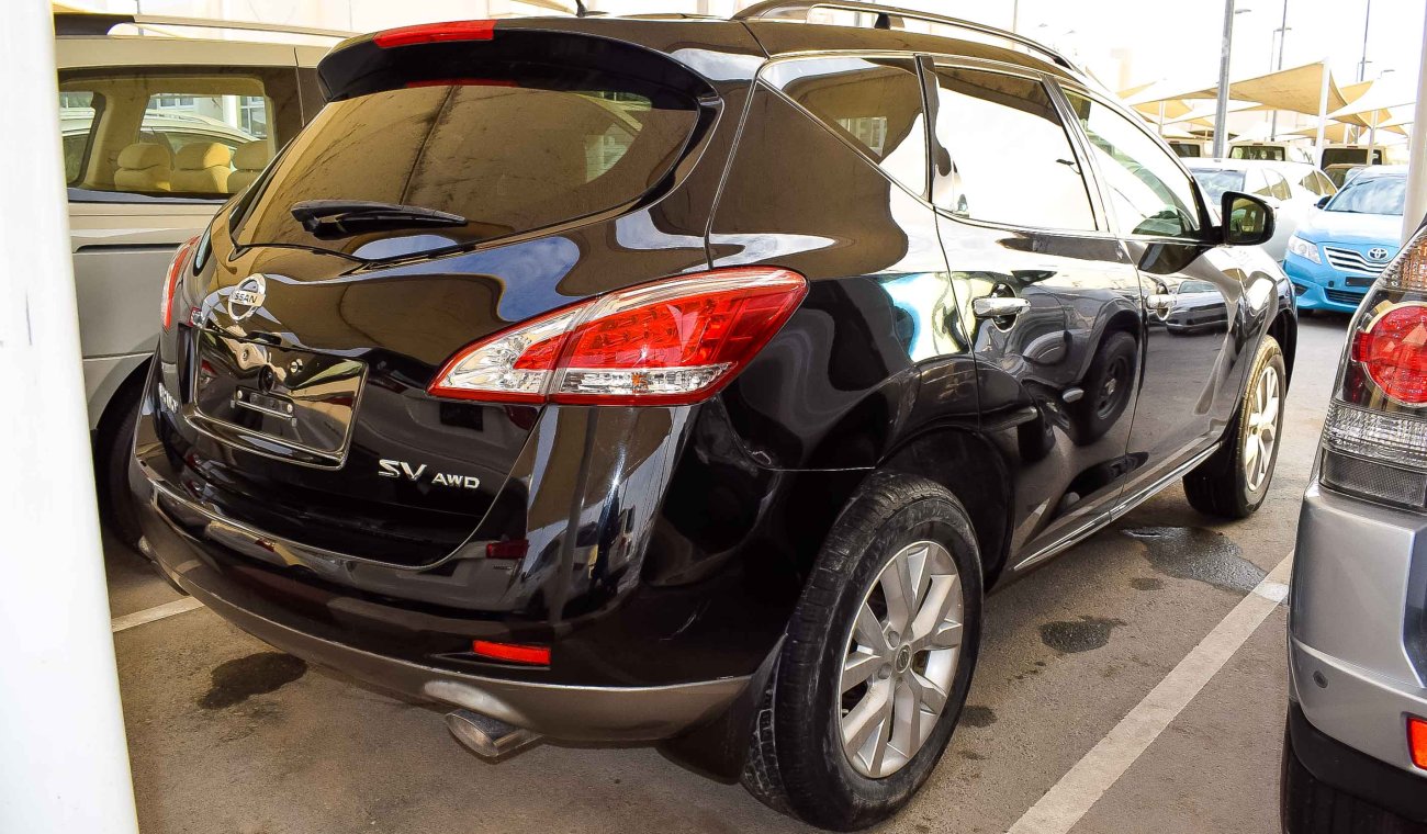 Nissan Murano SV AWD