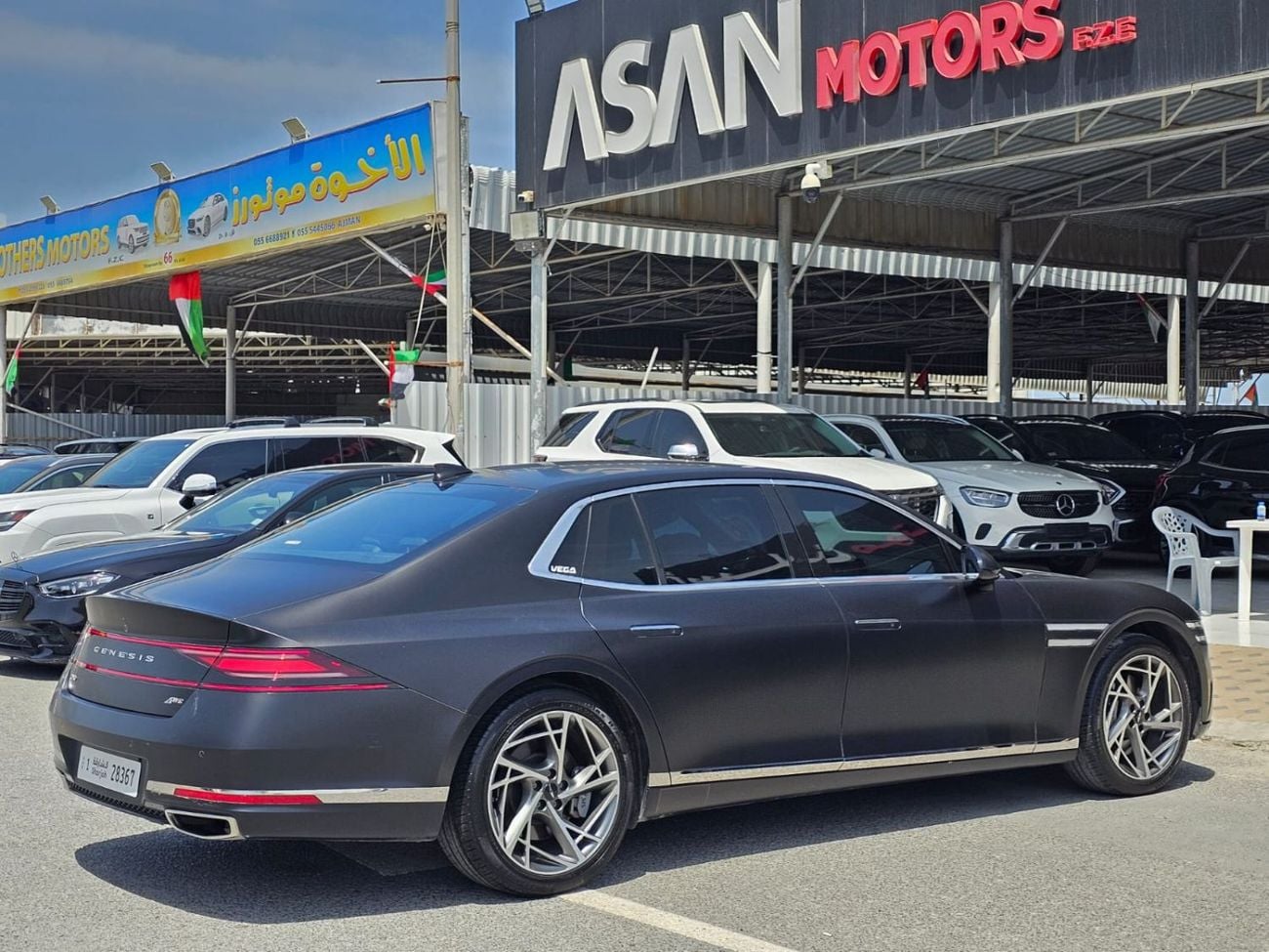 Genesis G90 PLATINUM