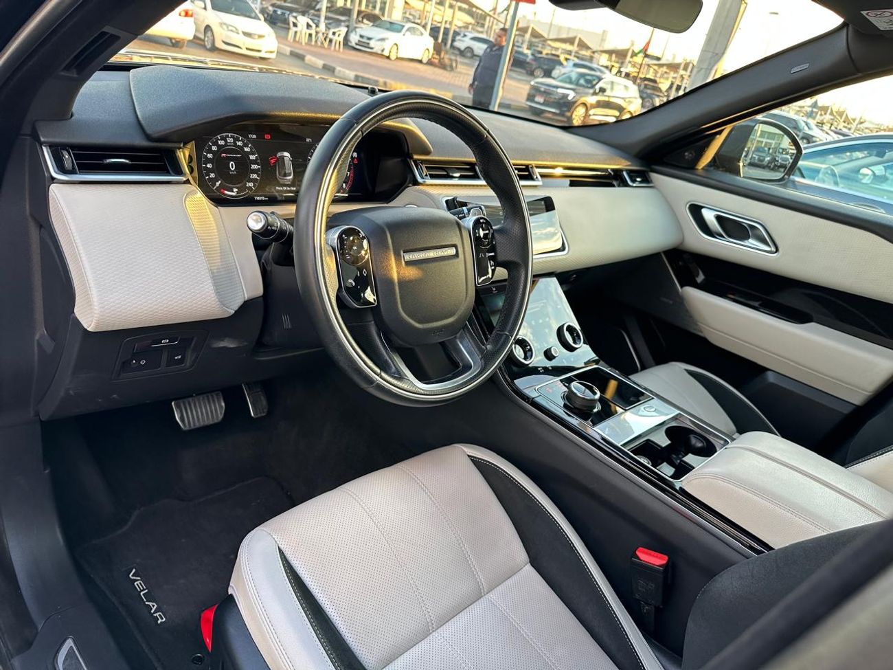 لاند روفر رينج روفر فيلار Range Rover Velar P250 SE_ 2019_ Gulf _in excellent condition_ no problems