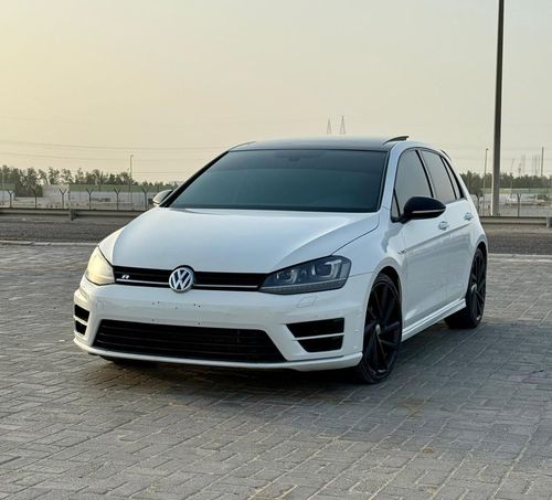 Volkswagen Golf R Good condition car Gcc