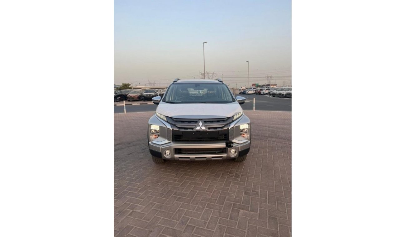 Mitsubishi Xpander XPANDER CROSSE