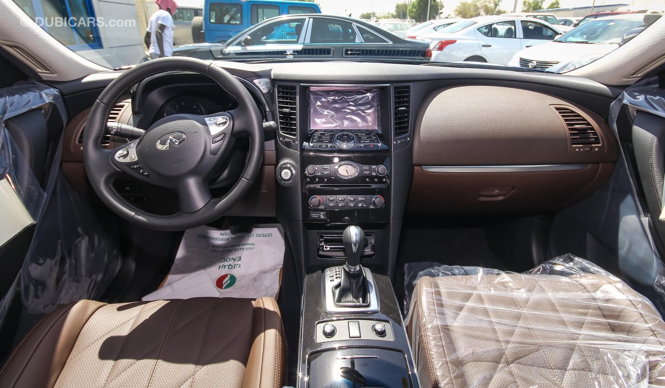 Infiniti QX70