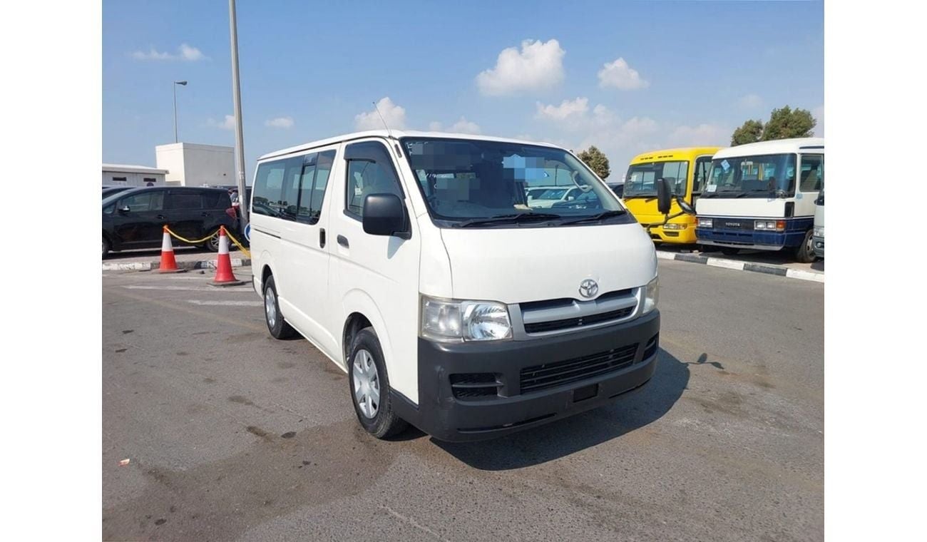 Toyota Hiace TOYOTA HIACE VAN RHD 2007 MODEL 2.5 L DIESEL MANUAL(PM78244)