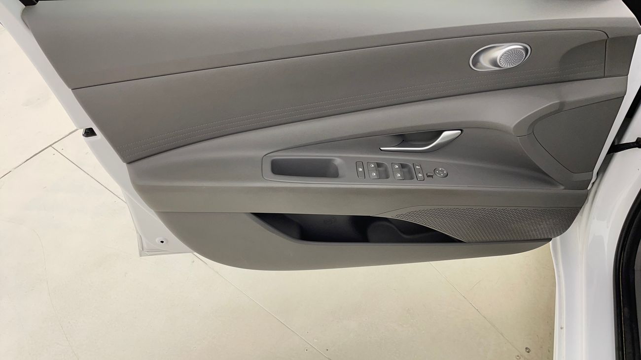 Hyundai Elantra SMART 1.6 | Zero Down Payment | Home Test Drive