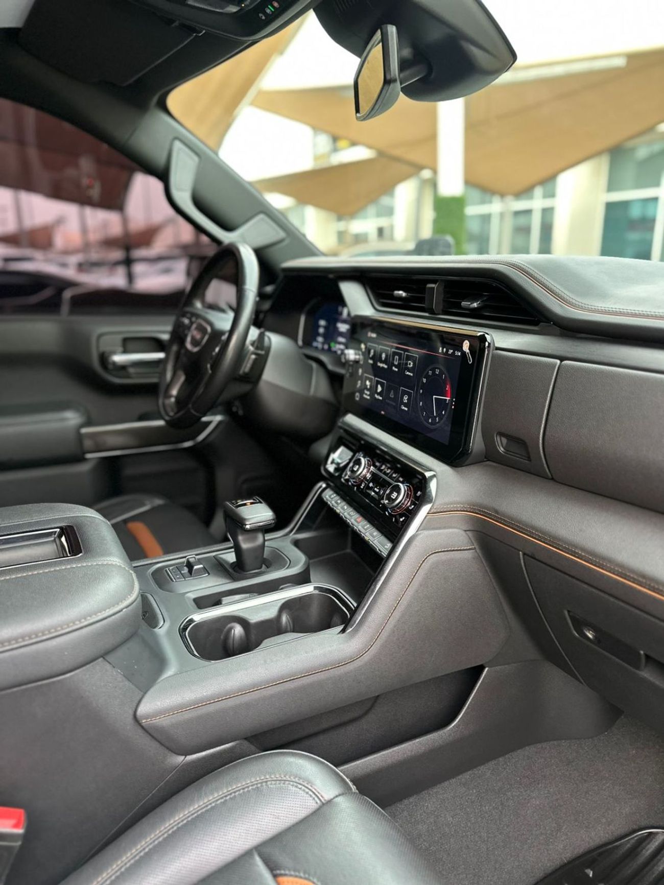 جي أم سي سييرا جي ام سي سييرا AT4 خليجي صبغ وكاله تشييكات وكاله بحاله ممتازه