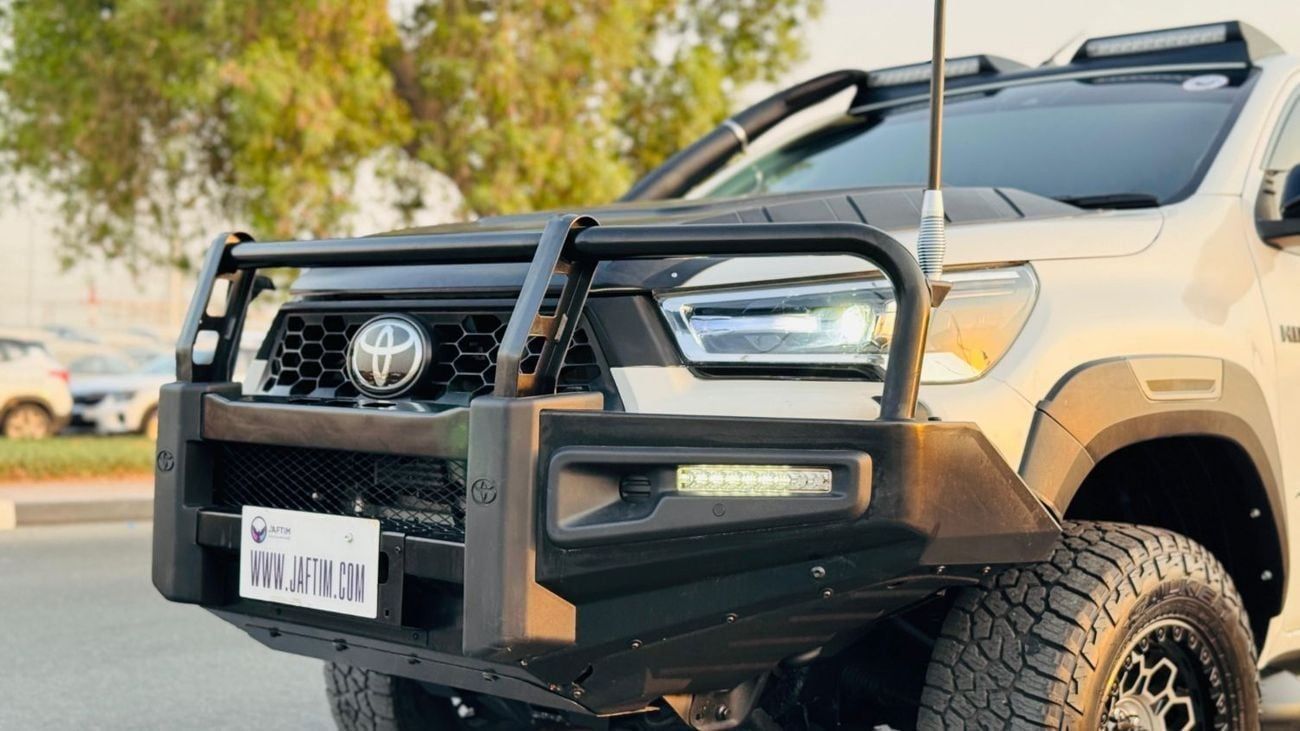 تويوتا هيلوكس -