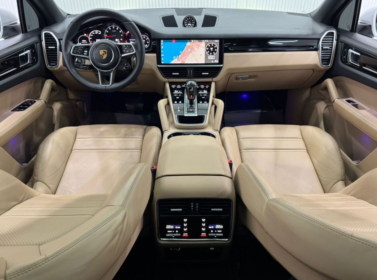 Porsche Cayenne Std 3.0L (340 HP) 2021 Porsche Cayenne, 1 Year Warranty, Service History, GCC